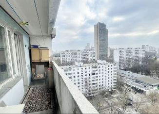 Продаю 1-ком. квартиру, 37 м2, Москва, улица 26 Бакинских Комиссаров, 6