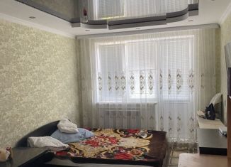 Продается 1-комнатная квартира, 30 м2, поселок городского типа Правокубанский, Центральная улица, 4А