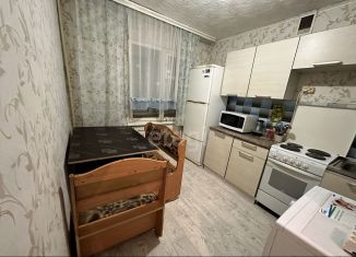 Продам 3-комнатную квартиру, 59 м2, Красноярский край, улица Горняков, 3