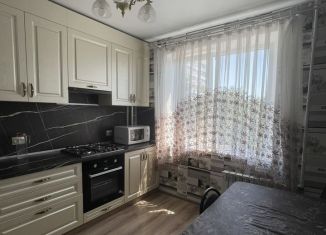 3-комнатная квартира в аренду, 63 м2, Туапсе, улица Адмирала Макарова, 41