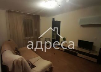 Продается 2-ком. квартира, 49 м2, поселок городского типа Стройкерамика, ЖК Детский Мир, улица Митрополита Мануила Лемешевского, 6