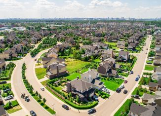 Продаю коттедж, 355 м2, посёлок Вёшки