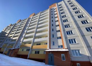 Продам 3-ком. квартиру, 83 м2, деревня Новосельцы, Юбилейная улица, 17