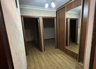 Трехкомнатная квартира на продажу, 61 м2, город Кизилюрт, улица Гагарина, 62