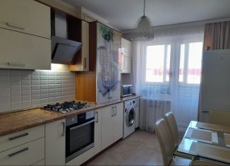 Продаю двухкомнатную квартиру, 58.4 м2, Цивильск, улица Димитриева, 3