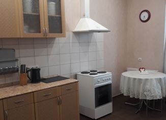 Сдам 1-комнатную квартиру, 49 м2, Краснодар, Кожевенная улица, микрорайон Кожзавод