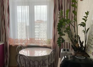 Продается 3-комнатная квартира, 66.1 м2, Куровское, Коммунистическая улица, 50