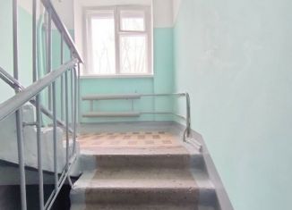 Продам трехкомнатную квартиру, 61 м2, Свердловская область, Симферопольская улица, 30