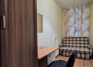 Сдам комнату, 11 м2, Санкт-Петербург, Гатчинская улица, муниципальный округ Петровский