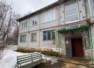 Продается 4-комнатная квартира, 64.4 м2, село Товарково