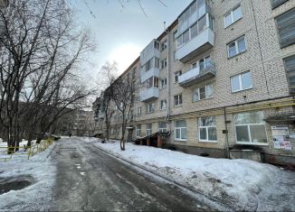 3-комнатная квартира на продажу, 55.5 м2, посёлок Исток, Главная улица, 17