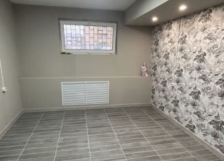 Сдам в аренду помещение свободного назначения, 13 м2, поселок городского типа Афипский, улица 50 лет Октября