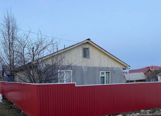Продается дом, 70 м2, село Буздяк, улица Майпарваз Сакаевой