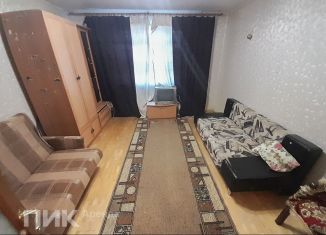 Сдача в аренду 2-ком. квартиры, 55 м2, Москва, улица Адмирала Лазарева, 50к2, метро Бунинская аллея