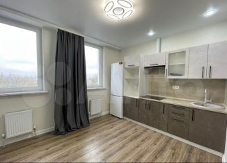 Продаю 1-ком. квартиру, 43 м2, Ростов-на-Дону, проспект Сиверса, 28, ЖК Гвардейский 3.0