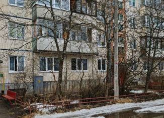 Продажа двухкомнатной квартиры, 44 м2, городской посёлок Вырица, Привокзальная площадь