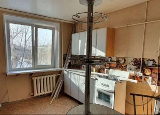 Продам однокомнатную квартиру, 34 м2, посёлок Бреды, квартал Черёмушки, 11