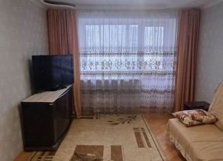 Сдается 3-комнатная квартира, 64 м2, Ставрополь, улица Ленина, 470, микрорайон № 21