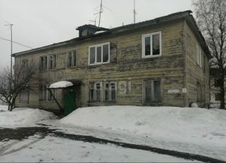 Трехкомнатная квартира на продажу, 49 м2, село Крошнозеро, Школьный переулок, 8