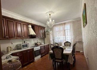 2-комнатная квартира на продажу, 76 м2, посёлок городского типа Семендер, проспект Казбекова, 117А