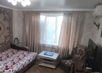 Продажа двухкомнатной квартиры, 43 м2, Каменск-Шахтинский, Советская улица, 76