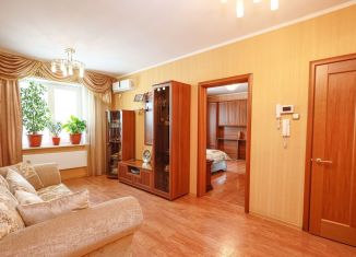Продам 4-комнатную квартиру, 80 м2, Кемеровская область, Комсомольский проспект, 43