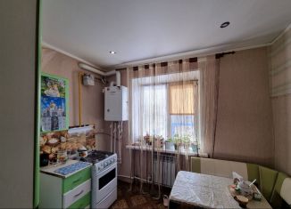 Продаю 2-ком. квартиру, 41.1 м2, село Карагали, Почтовая улица, 5