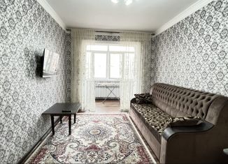 Сдам 1-комнатную квартиру, 45 м2, Дагестан, проспект М. Омарова, 6Б