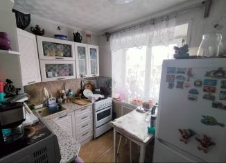 Продается 3-комнатная квартира, 59.3 м2, Новокузнецк, улица Лазо, 22