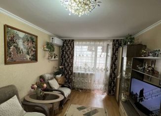 Продается двухкомнатная квартира, 46 м2, Азов, проспект Зои Космодемьянской, 76