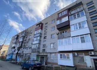 Продается однокомнатная квартира, 36 м2, Тимашевск, улица 50 лет Октября, 166