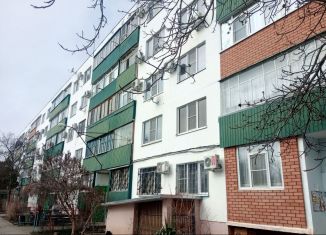 2-комнатная квартира на продажу, 53.3 м2, Невинномысск, улица Апанасенко, 84