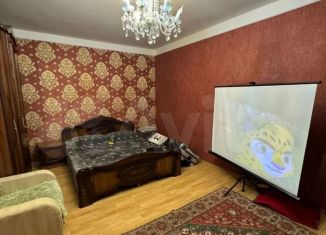 Продается двухкомнатная квартира, 50 м2, Дагестан, улица Пугачёва, 2