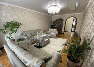3-комнатная квартира на продажу, 105 м2, Йошкар-Ола, улица Волкова, микрорайон Советский