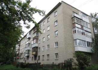 Продажа 3-ком. квартиры, 58 м2, Екатеринбург, улица Кобозева