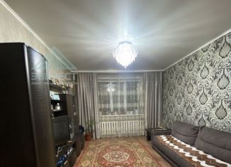 Продажа трехкомнатной квартиры, 81 м2, Черногорск, улица Дзержинского, 13