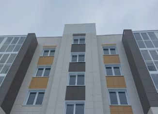 Двухкомнатная квартира на продажу, 46.5 м2, Омская область, улица Завертяева, 18к11