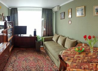 Продаю 3-комнатную квартиру, 61 м2, Новочеркасск, Баклановский проспект, 128