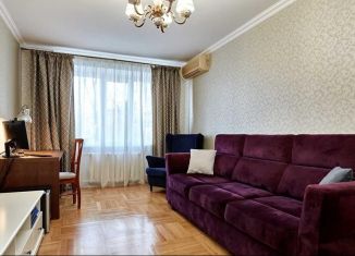Продаю 3-комнатную квартиру, 58 м2, Краснодарский край, улица имени Тургенева, 135