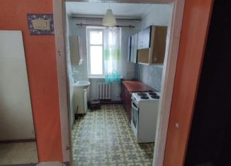 Продаю двухкомнатную квартиру, 43.3 м2, Кемеровская область, улица Революции