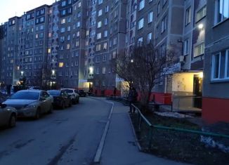 Двухкомнатная квартира на продажу, 50 м2, Челябинск, улица Комарова, 125