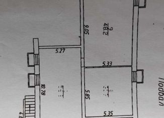 Продаю торговую площадь, 136 м2, Камышин, улица Мира, 10