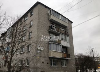 Продажа трехкомнатной квартиры, 53 м2, Ленинградская область, улица Ленина, 34