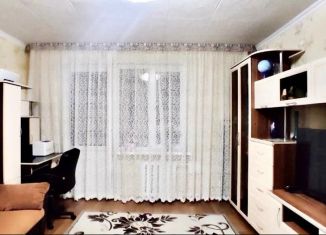 Продам 3-комнатную квартиру, 59.3 м2, Нижнекамск, улица Гагарина, 3