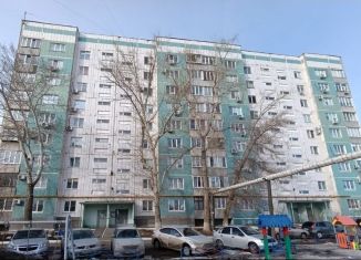 Продается 3-комнатная квартира, 67 м2, Оренбург, Беляевская улица, 21, Ленинский район