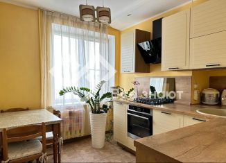 2-комнатная квартира на продажу, 57 м2, Челябинская область, проспект Ленина, 68