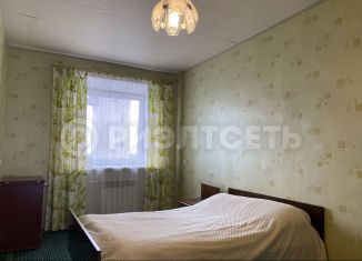 Продается трехкомнатная квартира, 58 м2, Мурманская область, улица Космонавтов, 18