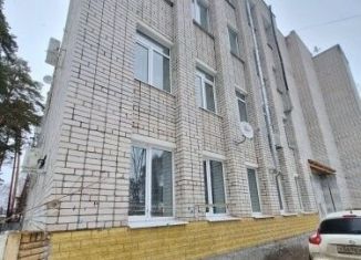 Продается трехкомнатная квартира, 131 м2, посёлок городского типа Васильево, улица Дзержинского, 3А