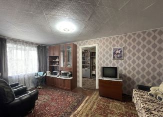 Продается двухкомнатная квартира, 43.1 м2, Волгоград, улица Пархоменко, 21, Центральный район