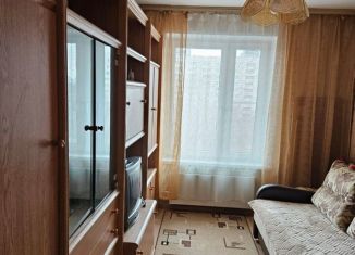 Сдается в аренду 3-комнатная квартира, 57 м2, Москва, Бирюлёвская улица, 52к3, ЮАО